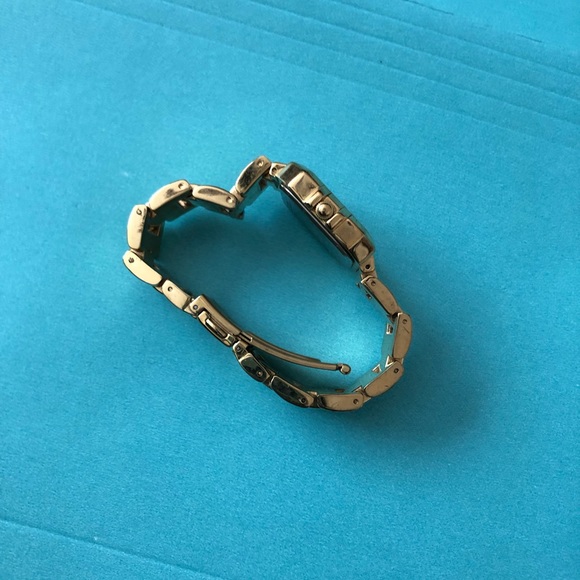 Kenneth Cole watch - Picture 2 of 3